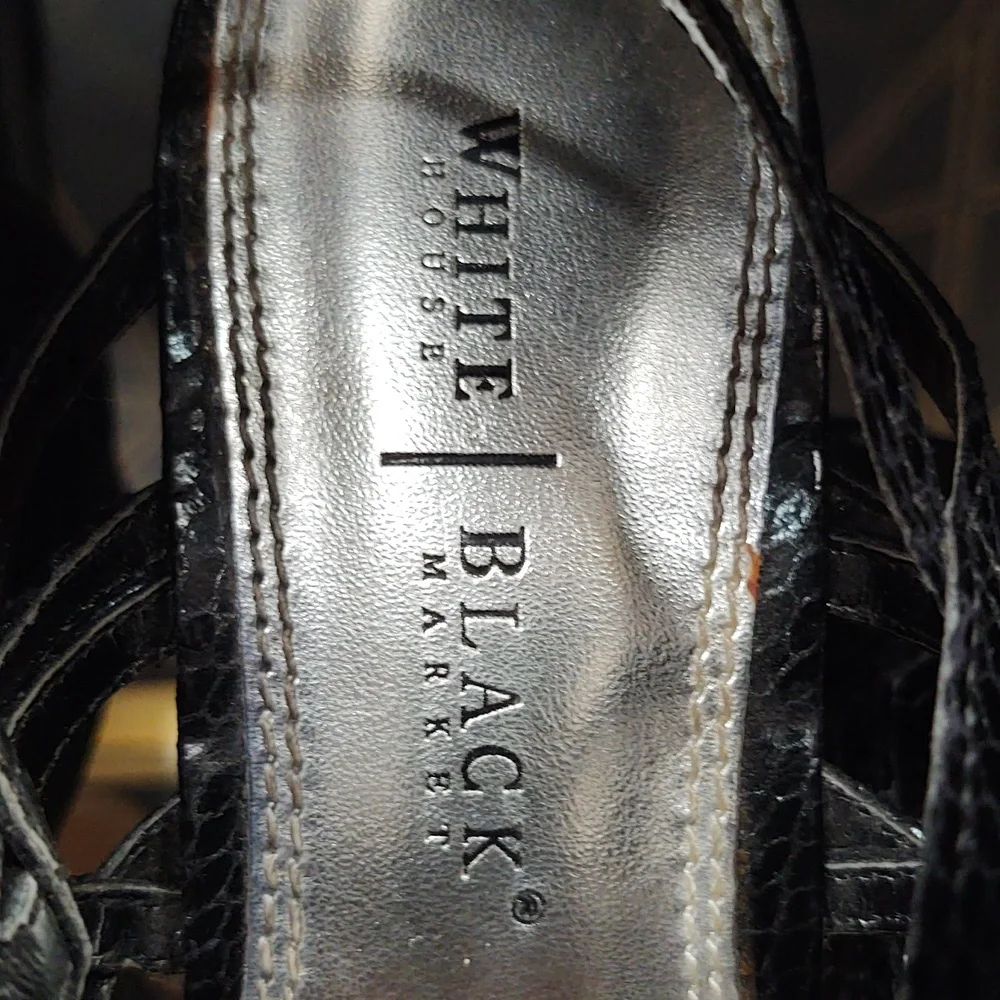 White House Black Market Size 8 shoes - Picture 2 of 5